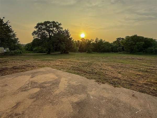 4 Acres of Land with Home for Sale in Joshua, Texas