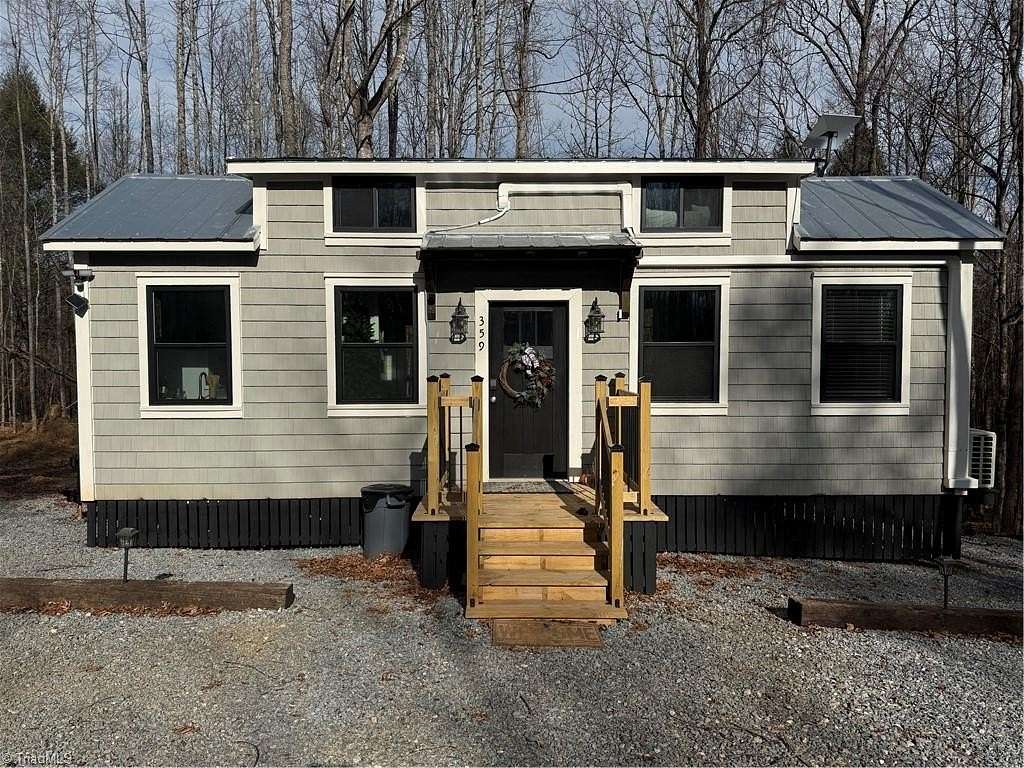 20.3 Acres of Recreational Land with Home for Sale in Traphill, North Carolina