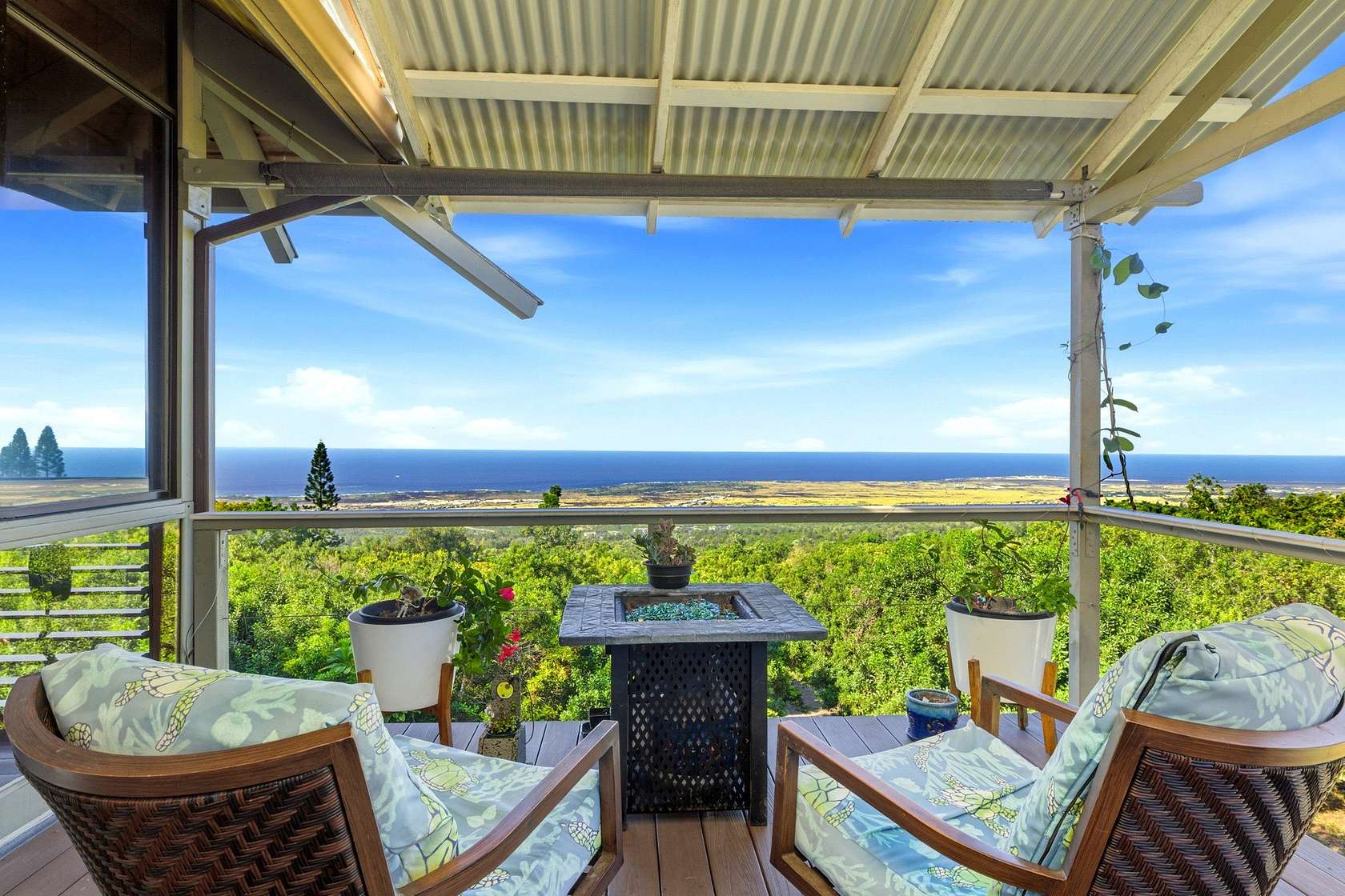 5.38 Acres of Residential Land with Home for Sale in Kailua-Kona, Hawaii