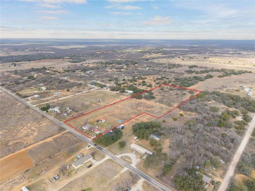 9 Acres of Residential Land with Home for Sale in Brownwood, Texas