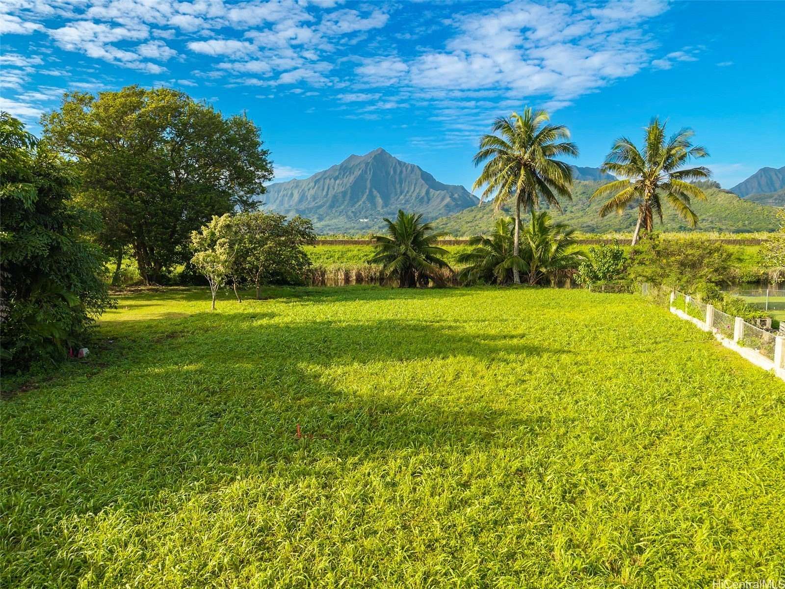 Residential Land for Sale in Kailua, Hawaii