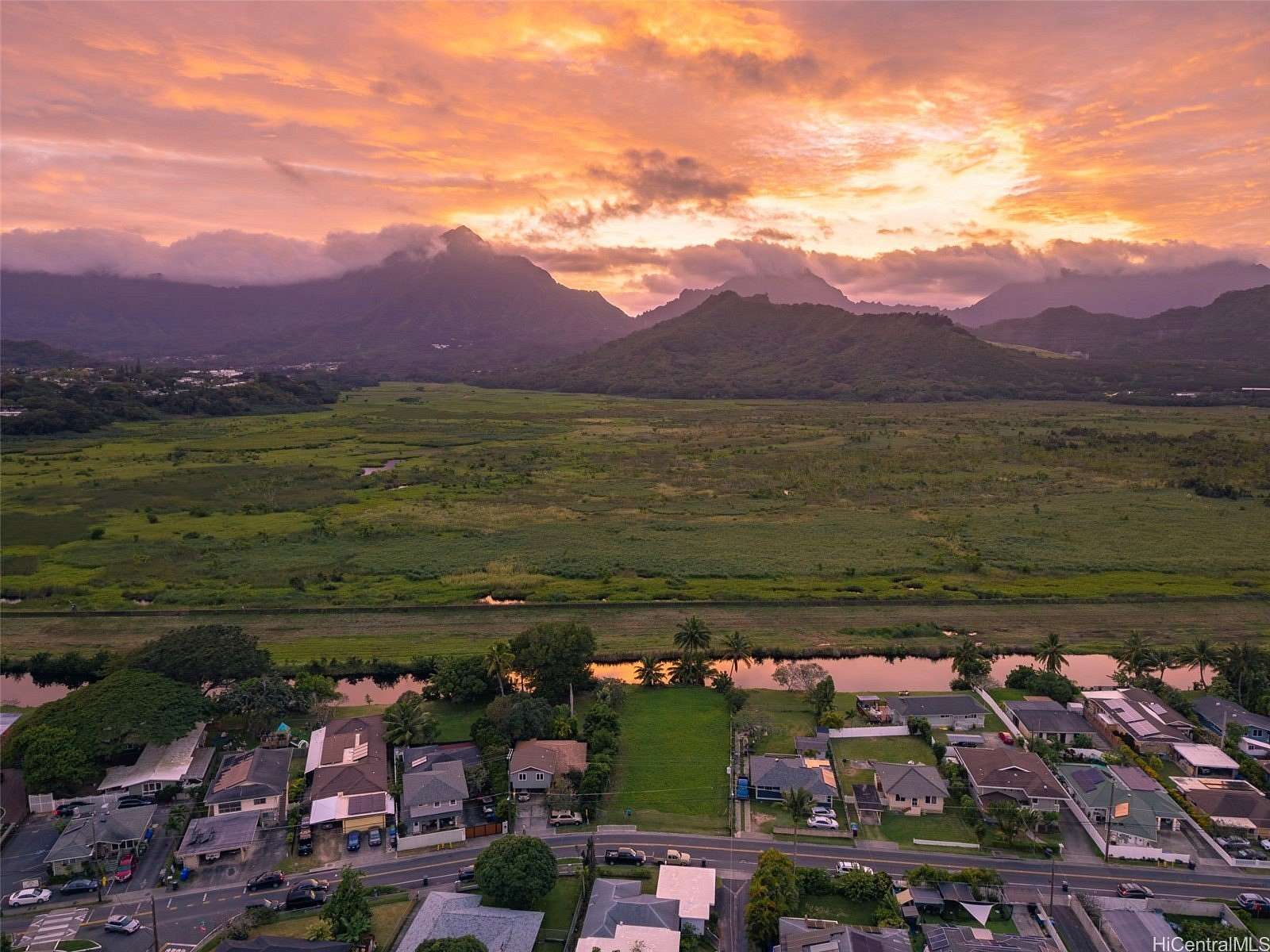 Residential Land for Sale in Kailua, Hawaii