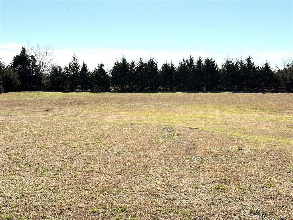 2.9 Acres of Residential Land for Sale in Roxton, Texas