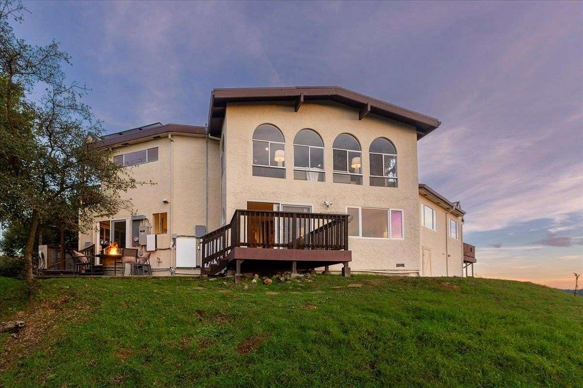 2.27 Acres of Land with Home for Sale in Saratoga, California