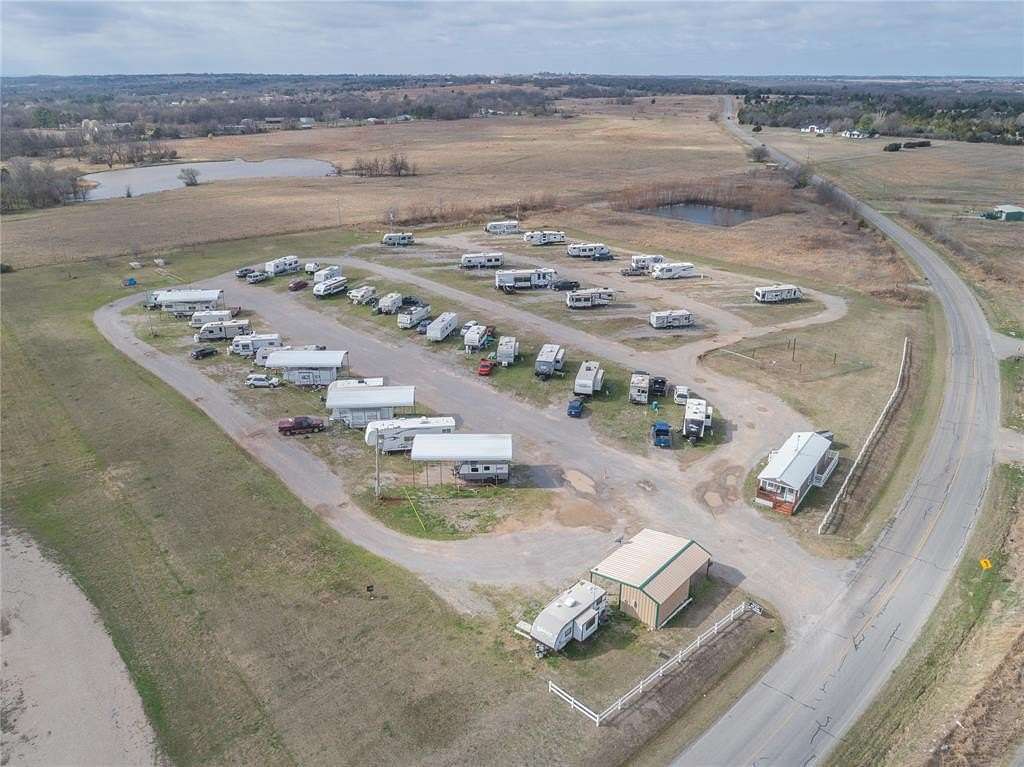 11.1 Acres of Land for Sale in Pauls Valley, Oklahoma