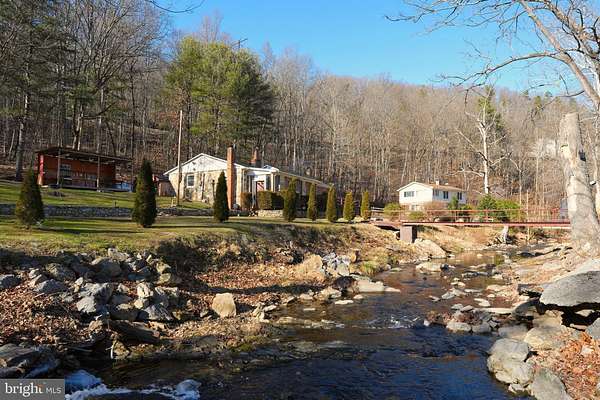 3.27 Acres of Residential Land with Home for Sale in Front Royal, Virginia