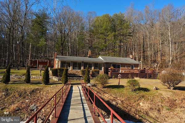 3.27 Acres of Residential Land with Home for Sale in Front Royal, Virginia