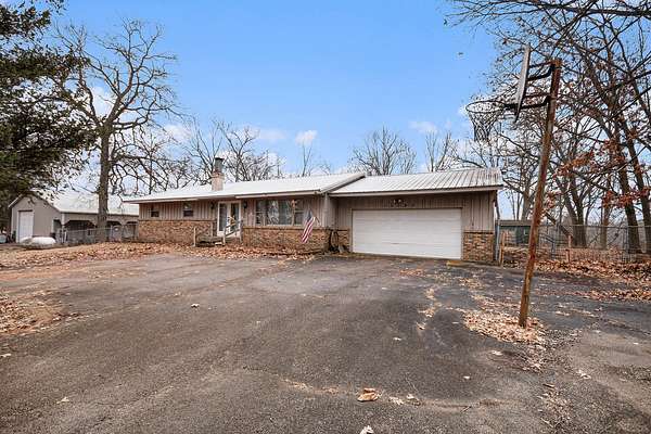 1.8 Acres of Residential Land with Home for Sale in Plano, Illinois