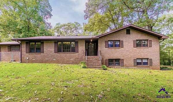 20.4 Acres of Land with Home for Sale in Warner Robins, Georgia