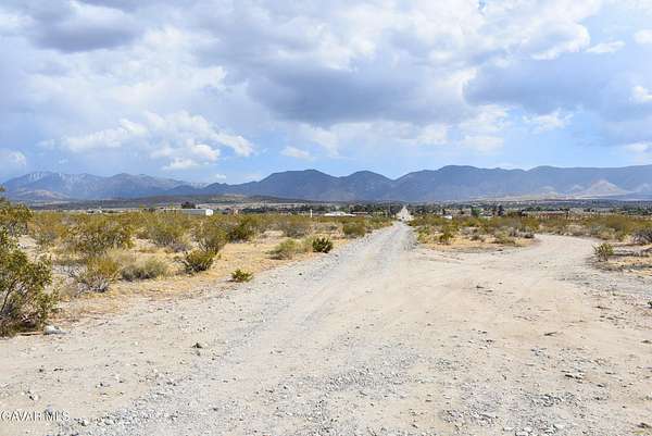 2.12 Acres of Land for Sale in Pearblossom, California