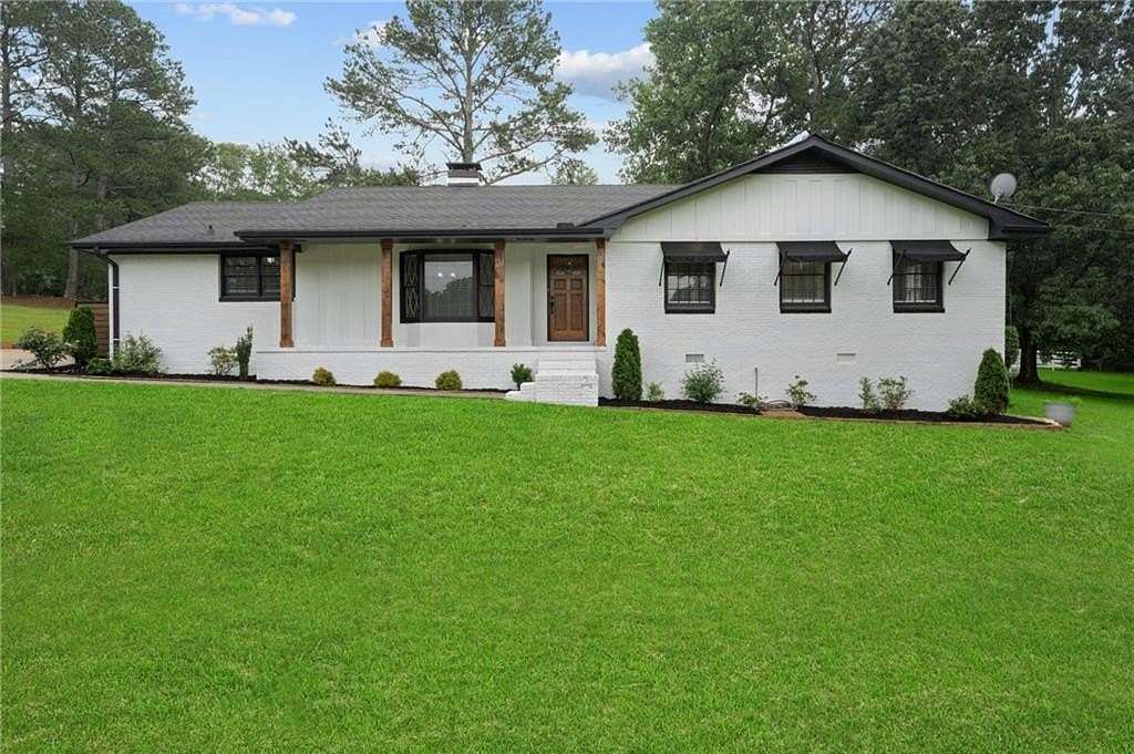 4.1 Acres of Residential Land with Home for Sale in Conyers, Georgia