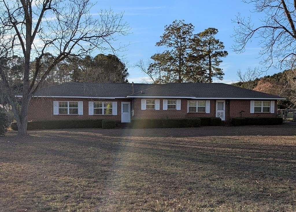 1.64 Acres of Land with Home for Sale in Headland, Alabama