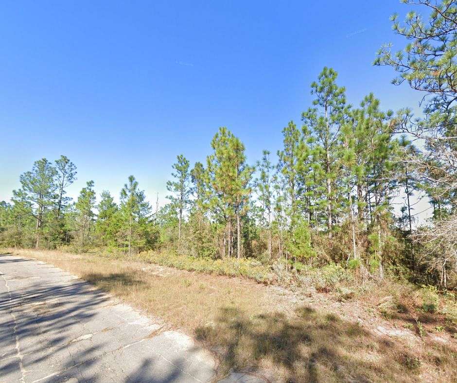 0.53 Acres of Residential Land for Sale in Chipley, Florida