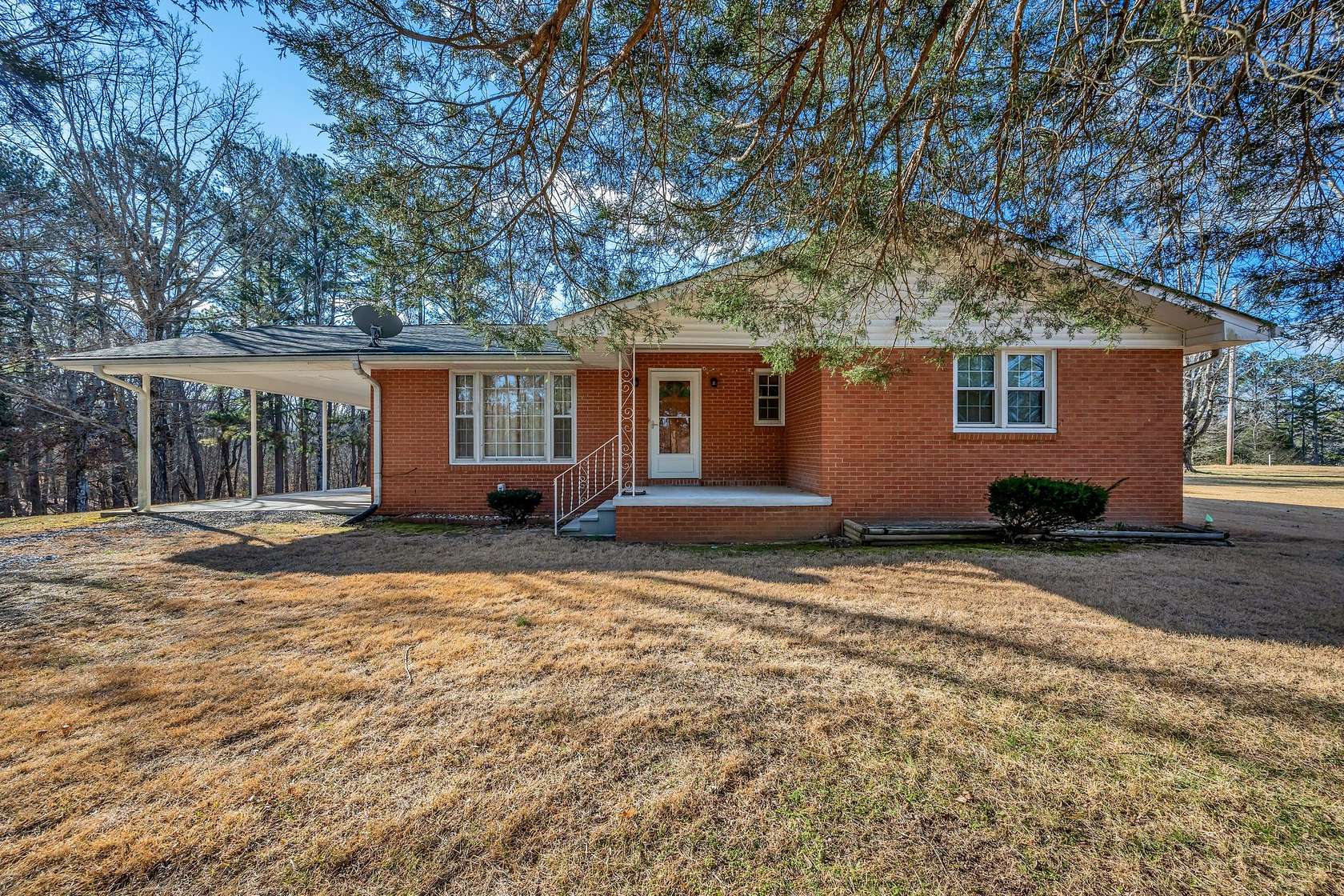 2.49 Acres of Land with Home for Sale in White Bluff, Tennessee