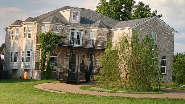 5.55 Acres of Residential Land with Home for Sale in Lebanon, Tennessee