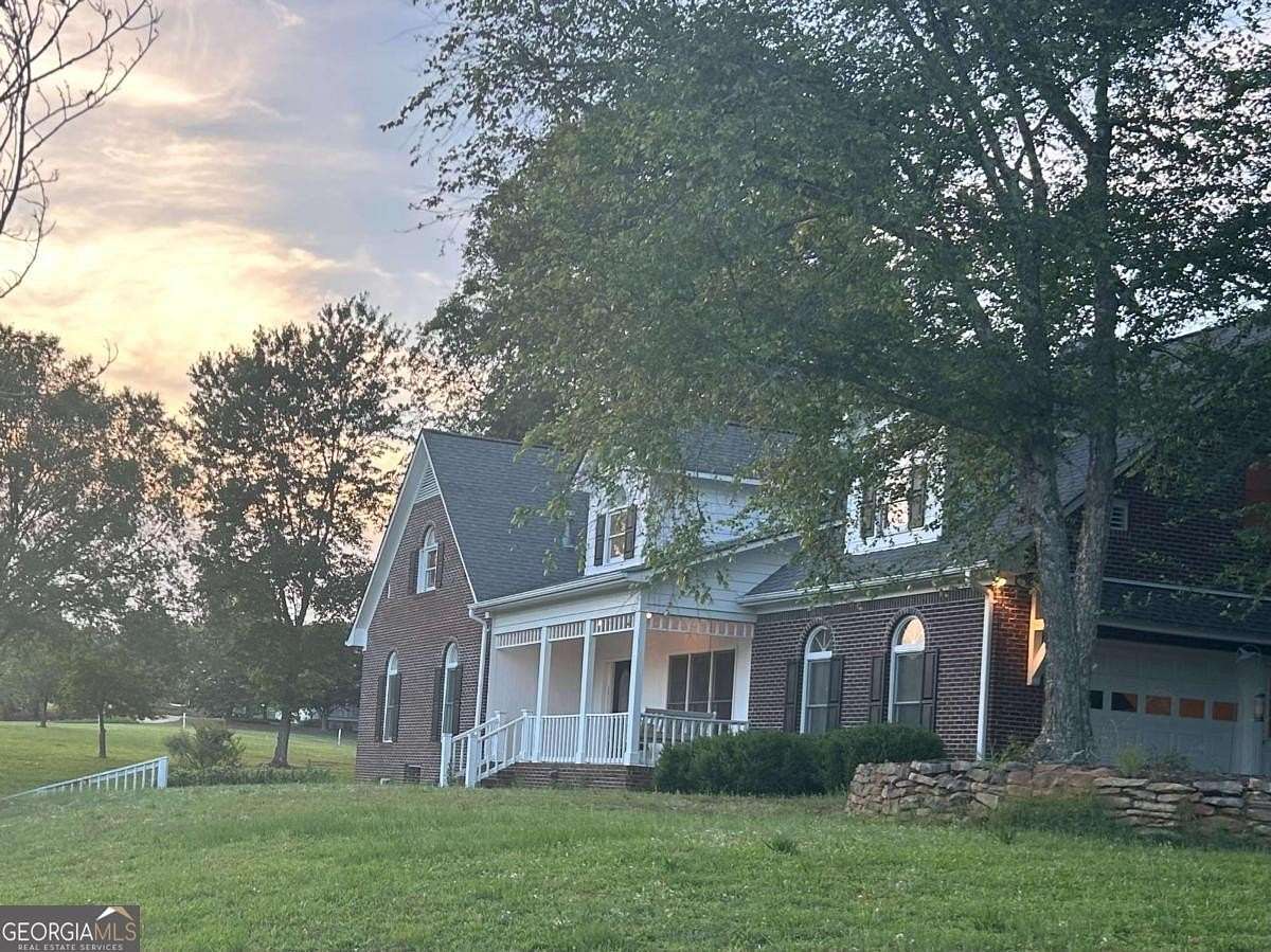 15.7 Acres of Land with Home for Sale in Watkinsville, Georgia