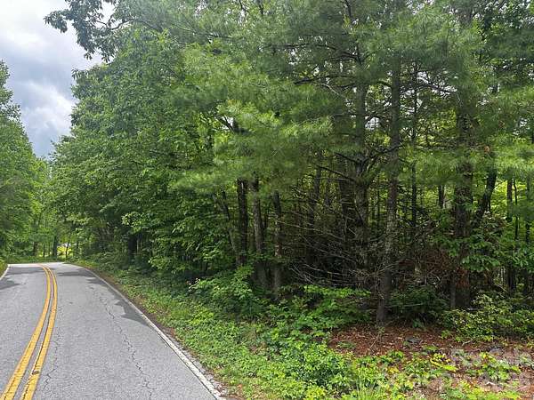 1.42 Acres of Residential Land for Sale in Black Mountain, North Carolina