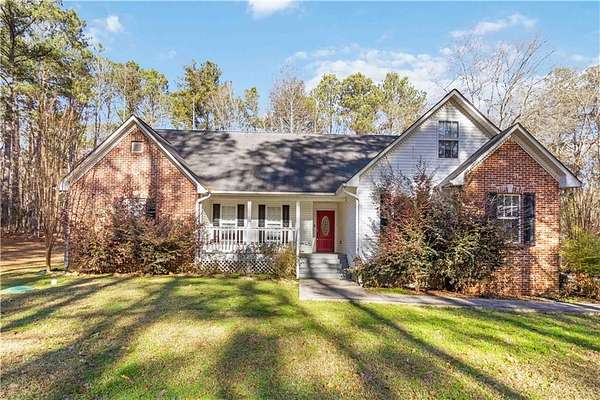 2.43 Acres of Residential Land with Home for Sale in Griffin, Georgia