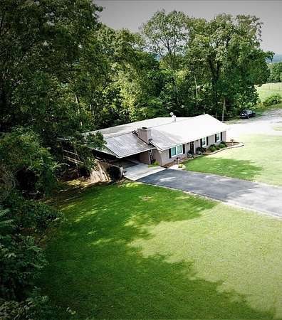 2.3 Acres of Land with Home for Sale in Sparta, Tennessee