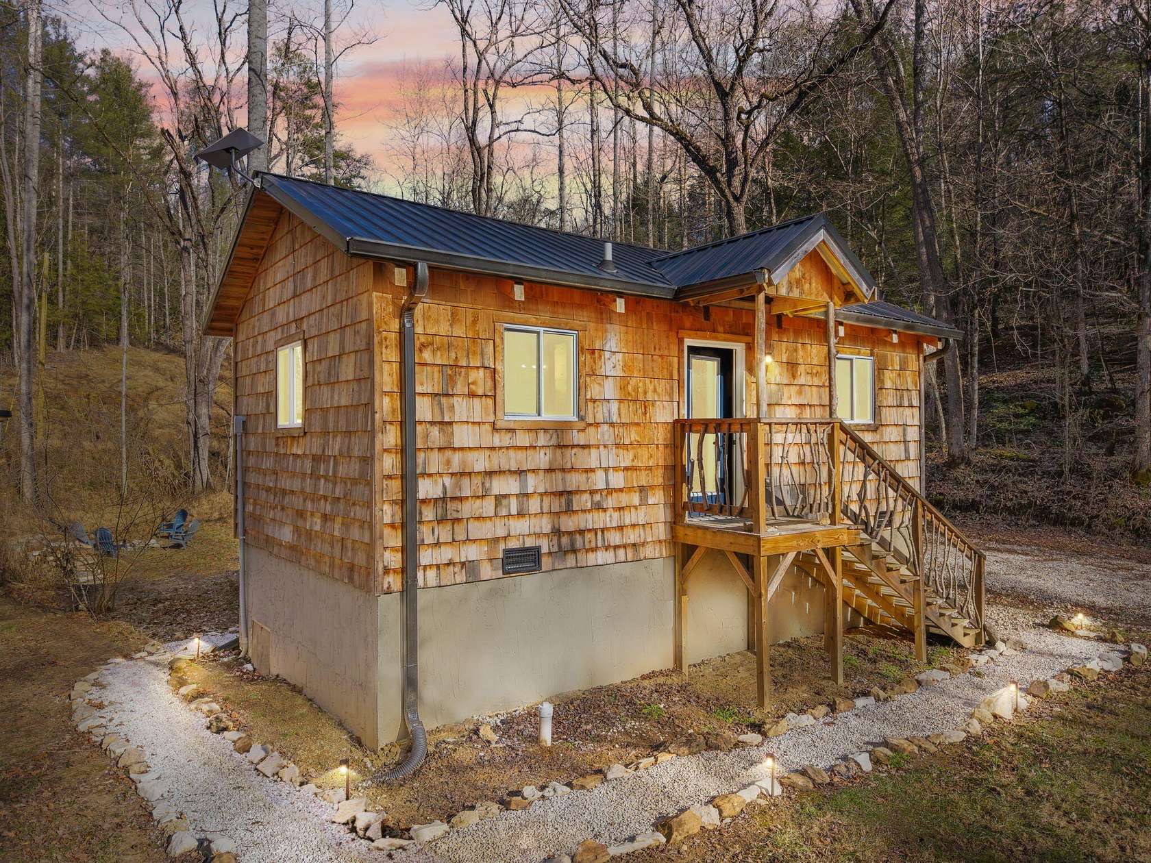 11 Acres of Recreational Land with Home for Sale in Beattyville, Kentucky