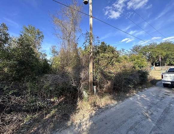 0.37 Acres of Residential Land for Sale in Umatilla, Florida