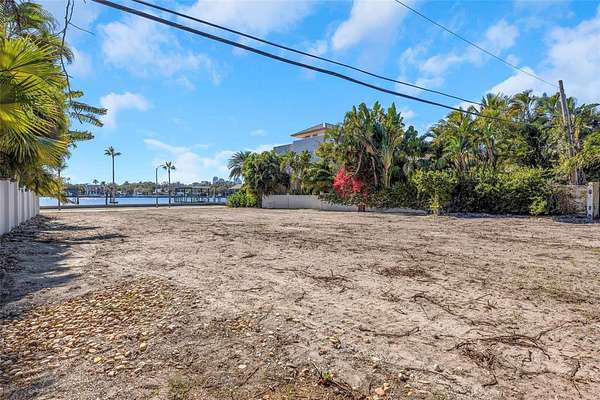 0.35 Acres of Residential Land for Sale in St. Petersburg, Florida