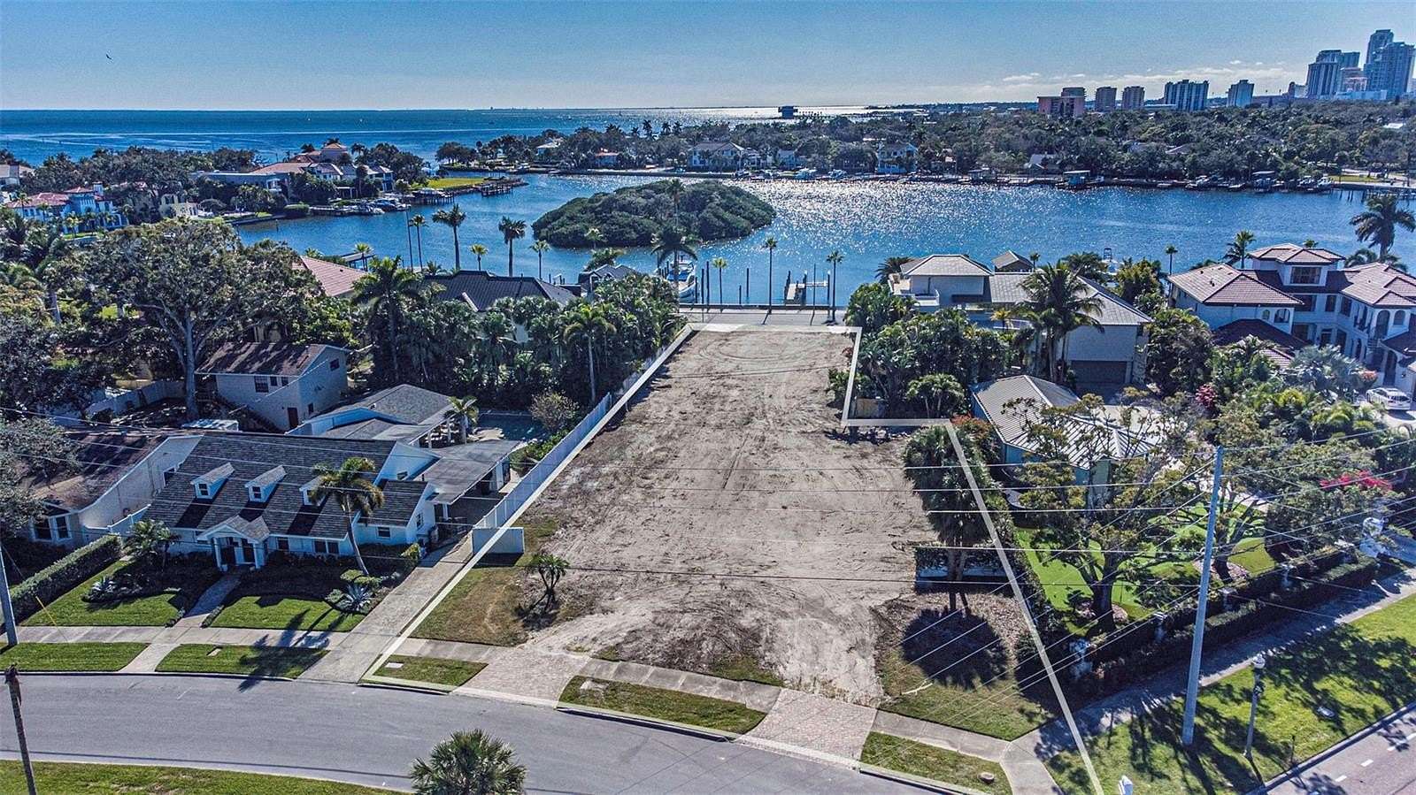0.42 Acres of Residential Land for Sale in St. Petersburg, Florida