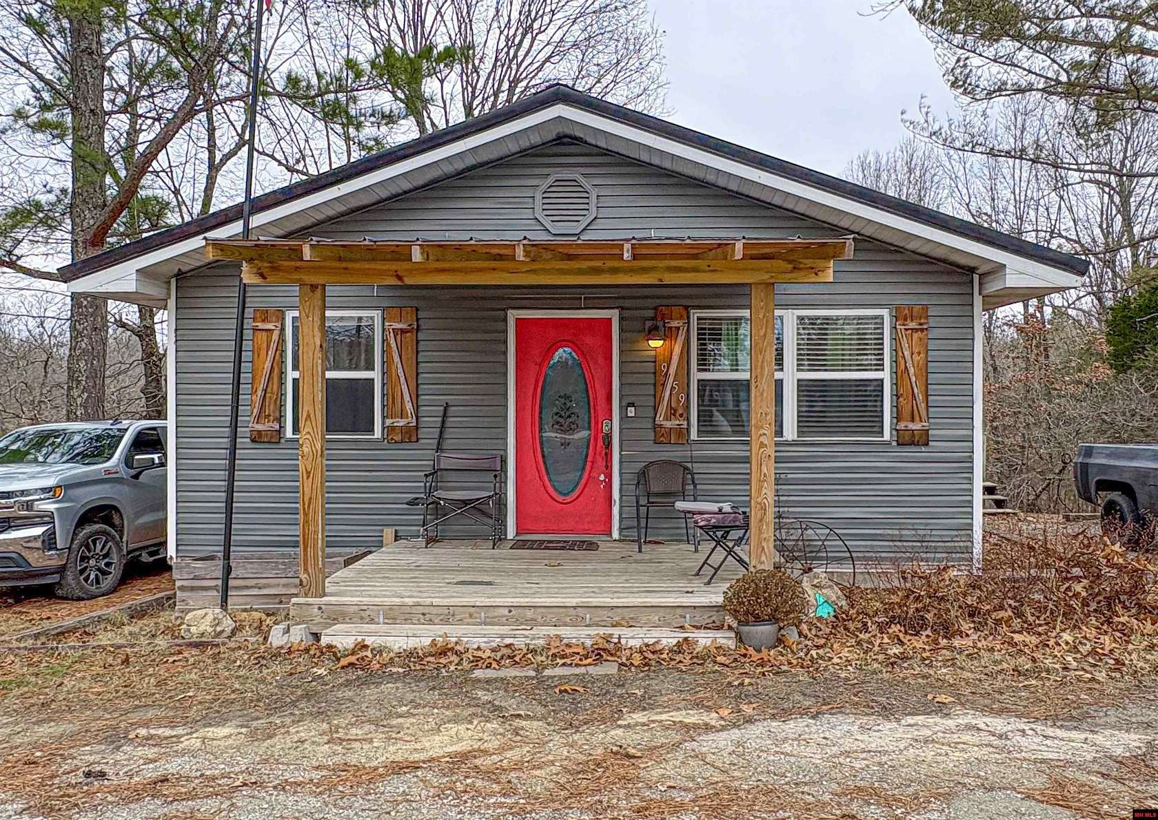 2.15 Acres of Residential Land with Home for Sale in Viola, Arkansas