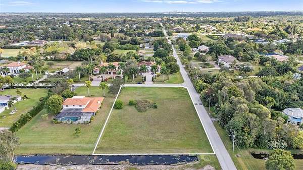 1.33 Acres of Residential Land for Sale in Plantation, Florida
