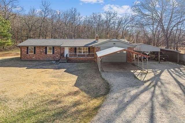 5 Acres of Residential Land with Home for Sale in Claremore, Oklahoma