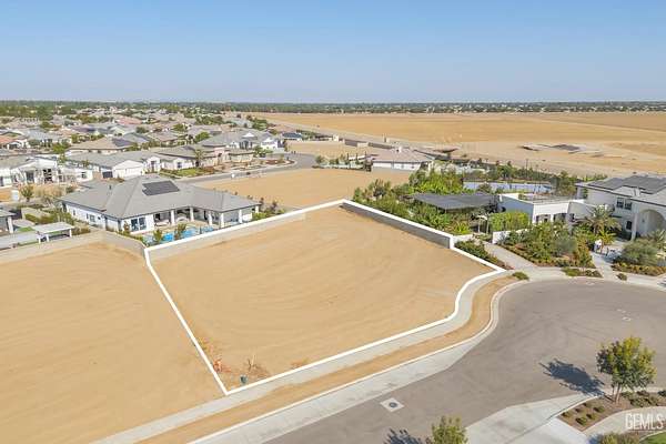 0.4 Acres of Mixed-Use Land for Sale in Bakersfield, California