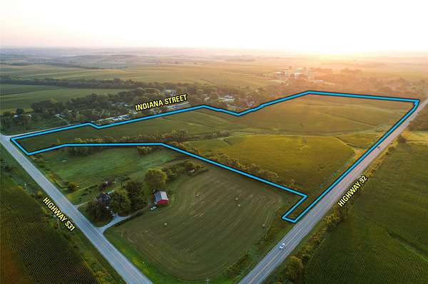 51.8 Acres of Agricultural Land for Sale in Pleasantville, Iowa