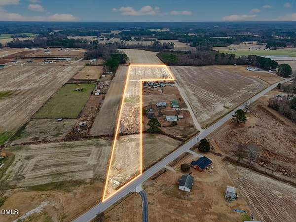 6 Acres of Land for Sale in Dunn, North Carolina