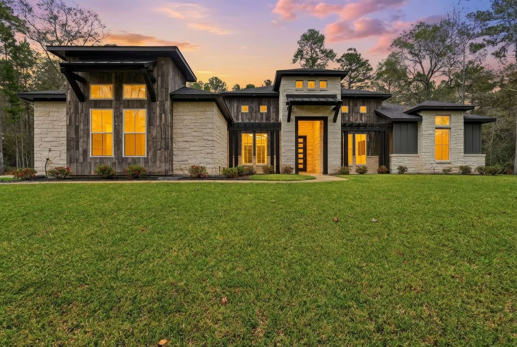 2 Acres of Residential Land with Home for Sale in Huntsville, Texas