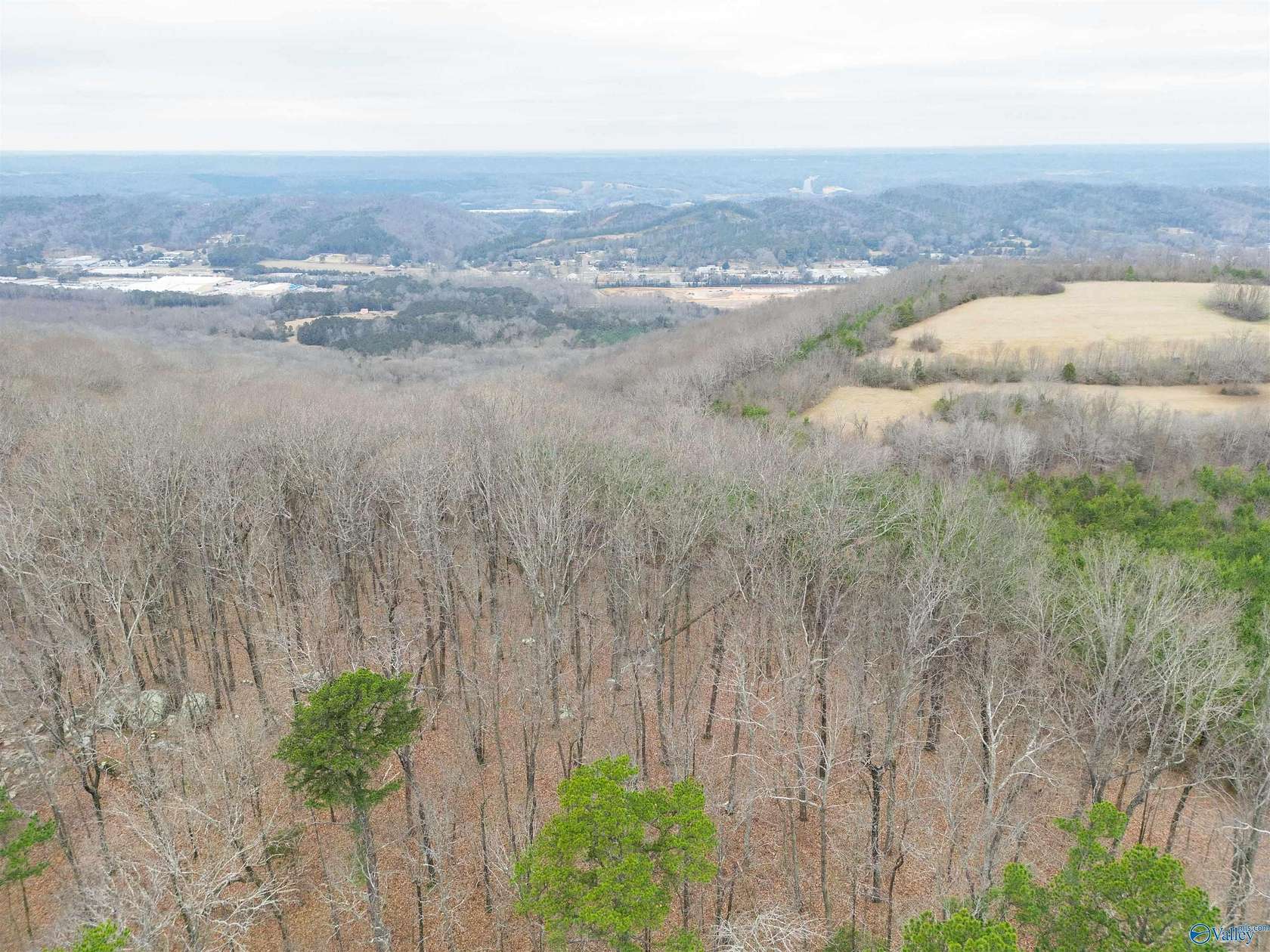 2.25 Acres of Residential Land for Sale in Fort Payne, Alabama