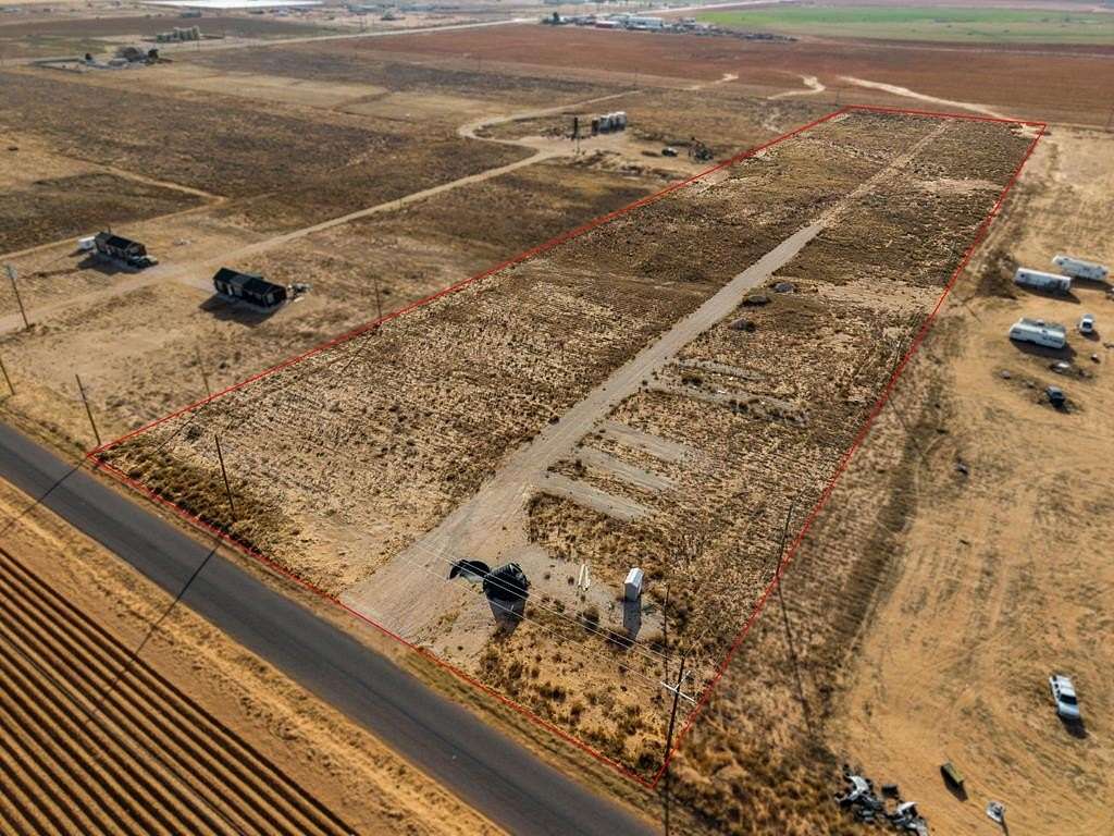 10 Acres of Residential Land for Sale in Stanton, Texas