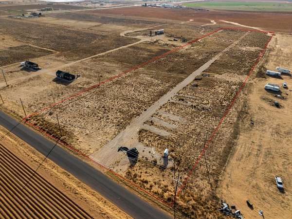 10 Acres of Residential Land for Sale in Stanton, Texas