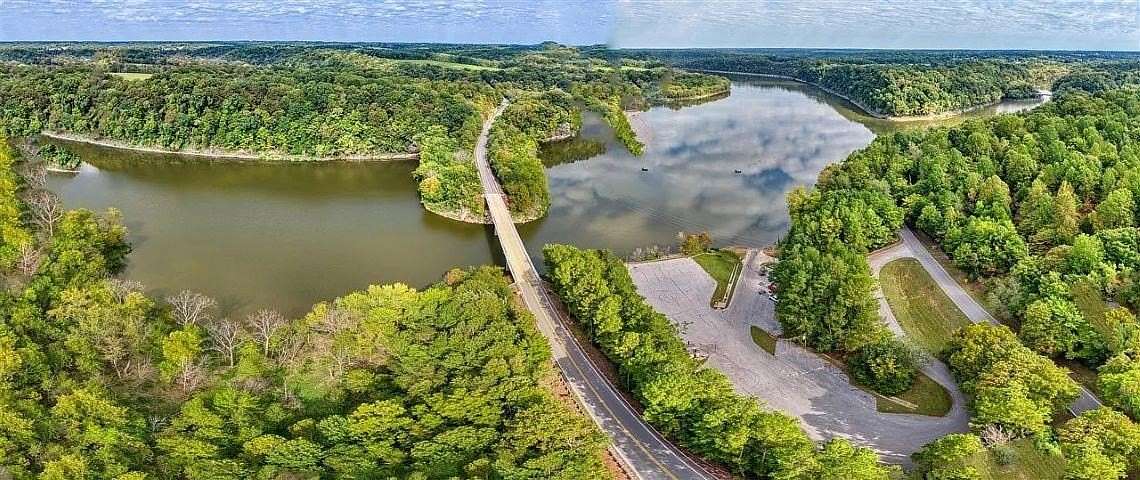 2.64 Acres of Residential Land for Sale in Glasgow, Kentucky