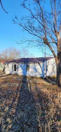 4.4 Acres of Residential Land with Home for Sale in Dixon, Missouri