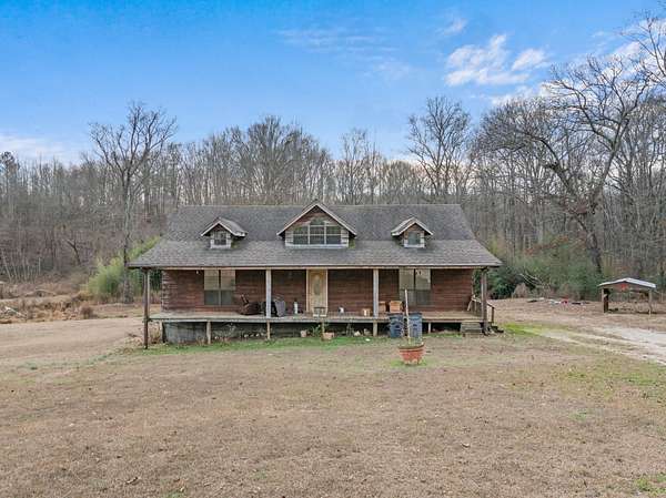 12.5 Acres of Land with Home for Sale in Killen, Alabama