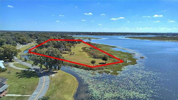 5.2 Acres of Land with Home for Sale in Lakeland, Florida