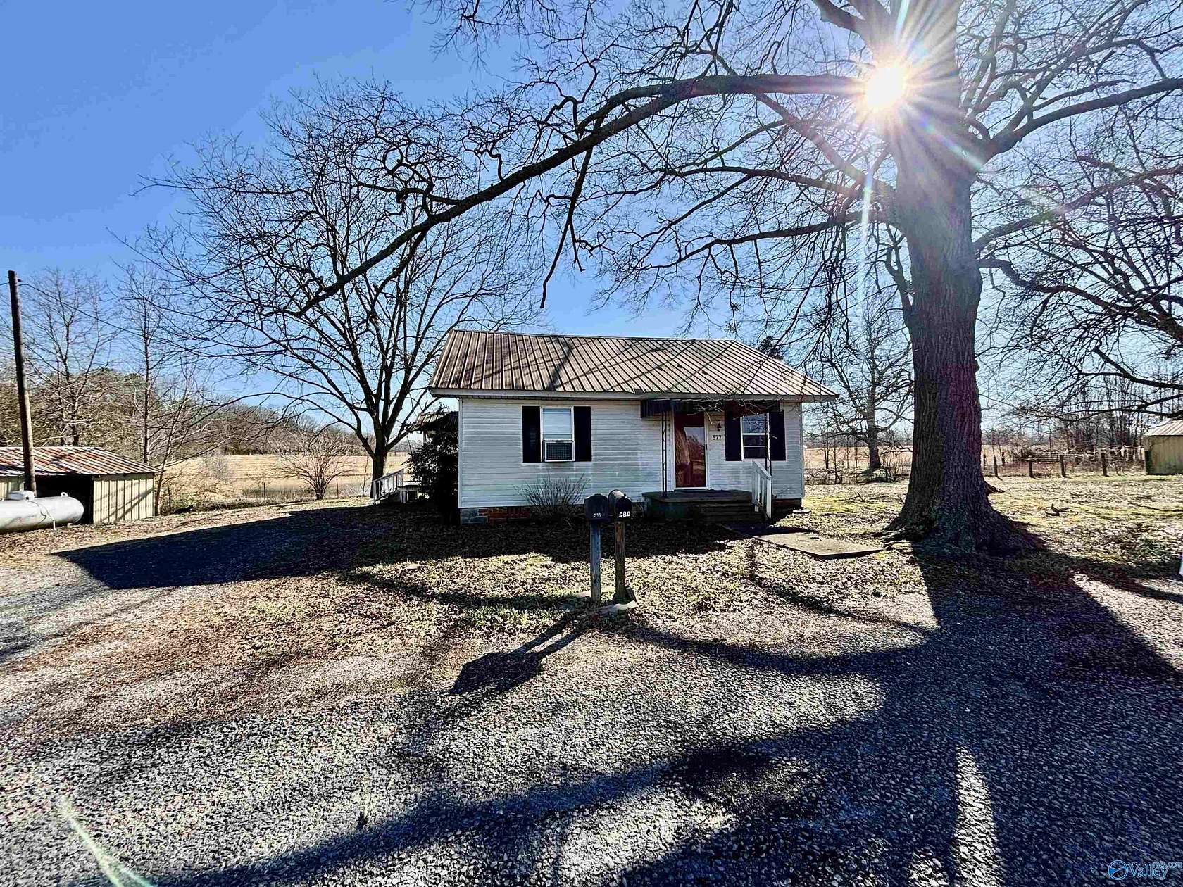 5 Acres of Land for Sale in Boaz, Alabama