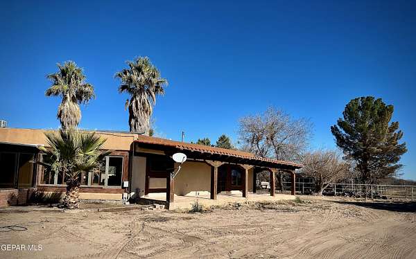 87.6 Acres of Agricultural Land with Home for Sale in Anthony, New Mexico