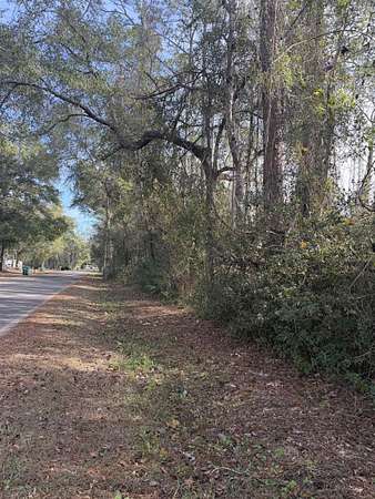 2.36 Acres of Commercial Land for Sale in Crawfordville, Florida