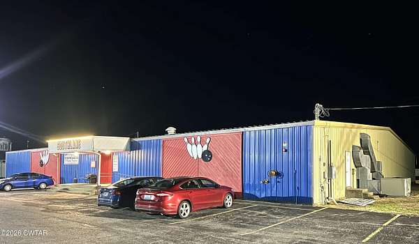 3.27 Acres of Improved Commercial Land for Sale in Union City, Tennessee