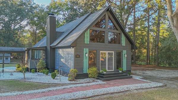 8 Acres of Residential Land with Home for Sale in Boston, Georgia