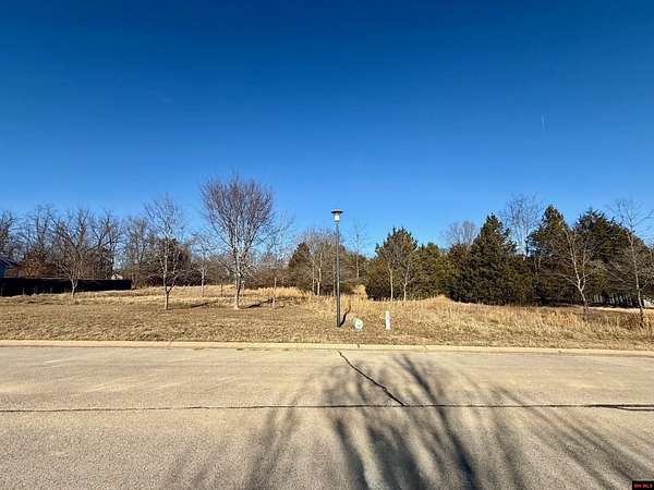 0.61 Acres of Residential Land for Sale in Bull Shoals, Arkansas