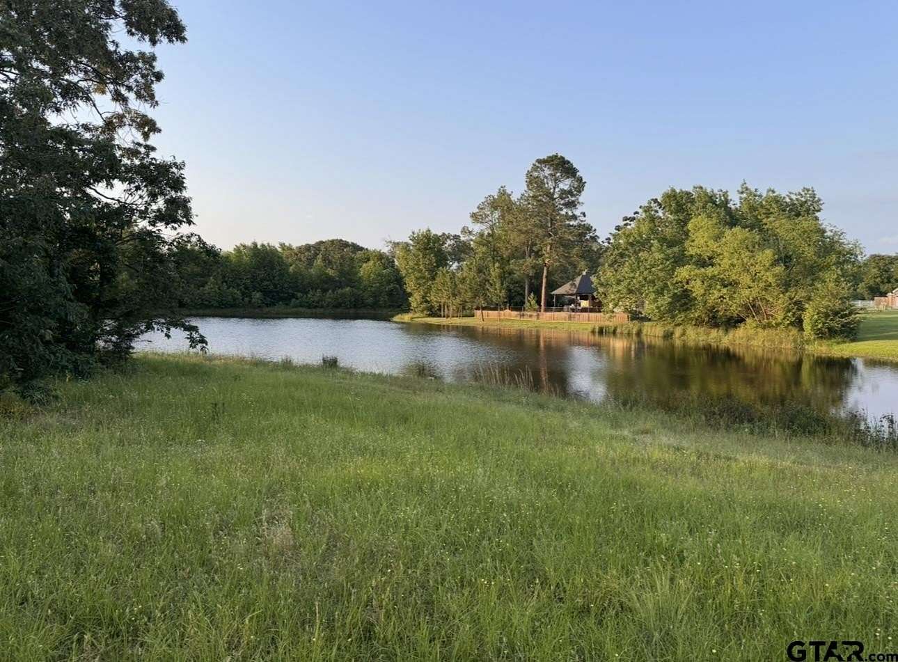 6 Acres of Residential Land for Sale in Mount Pleasant, Texas