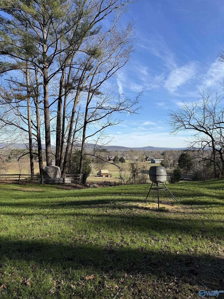 12.7 Acres of Recreational Land for Sale in Owens Cross Roads, Alabama