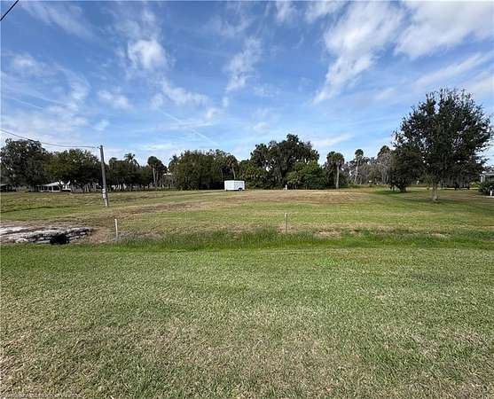 0.54 Acres of Residential Land for Sale in Lorida, Florida